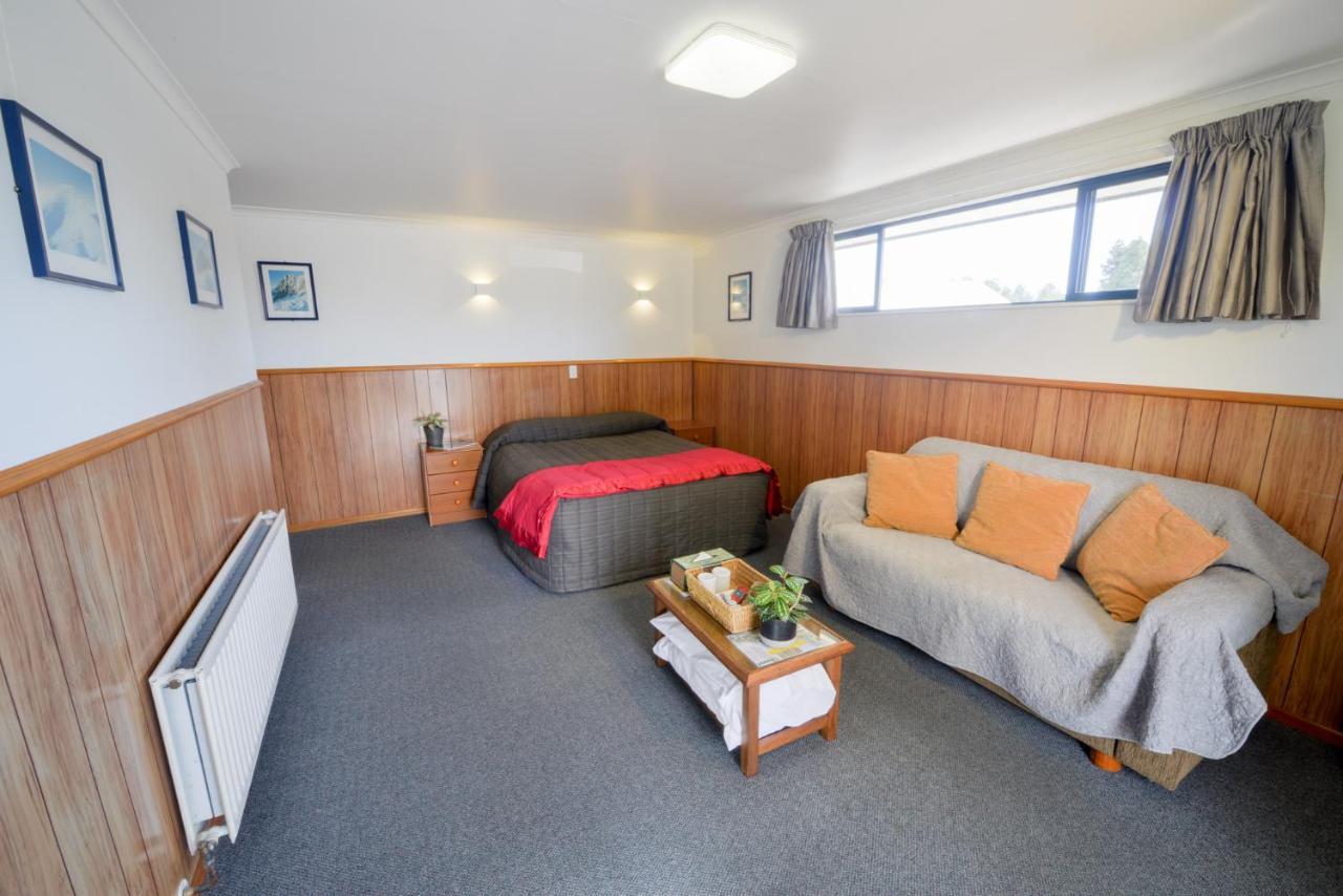 Wilderness Motel Accommodation Haast Eksteriør billede
